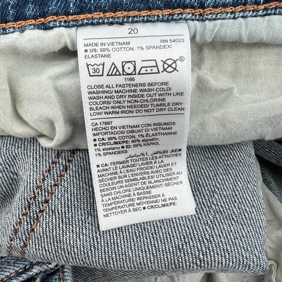 Old Navy Blue Denim Mid Rise Ripped Boyfriend Jeans Size 20 Women’s - Picture 4 of 6